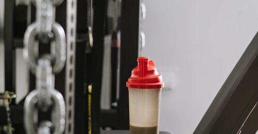 Automatic vs. Manual Protein Shakers: Which Mixing Bottle Is Right for Your Gym Routine?
