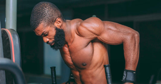 What to Wear for Upper Body Days: Best Gym Tops for Bench, Pull-Ups, and Overhead Press